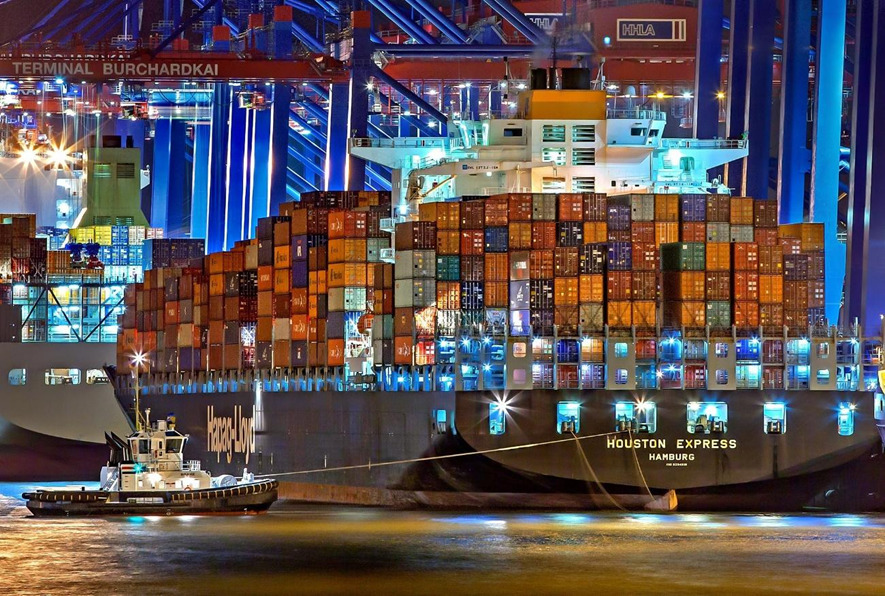 船荷証券は海外貿易を行うにあたって、必要かつ重要な書類です。
船会社によって発行される船荷証券は船積書類の一つであり、輸入者は船荷証券がないと貨物を受け取れません。

本記事では、船荷証券の役割について説明します。船荷証券の種類や発行の流れ、船荷証券より貨物が先に届いた場合の対処法について紹介します。